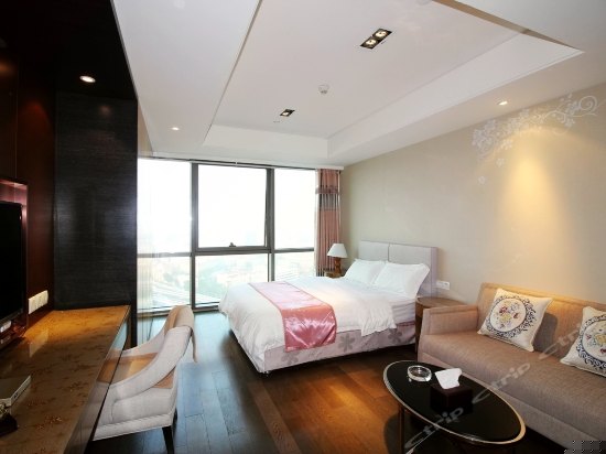 豪华观海大床房