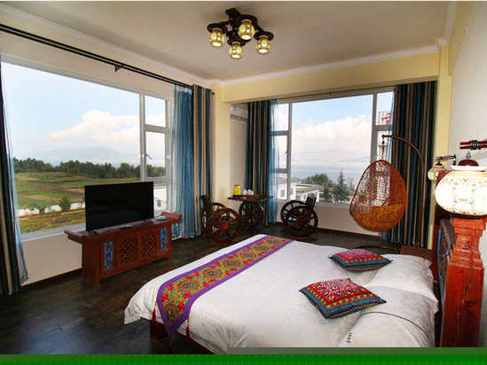 温馨海景大床房