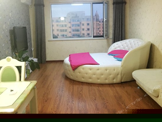 唯美海景二卧室一厅一厨一卫房