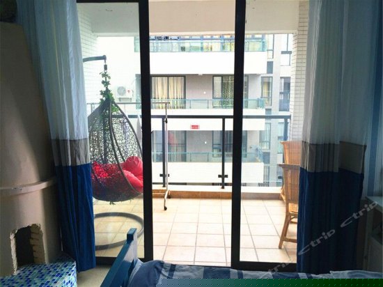 阳台海景大床房