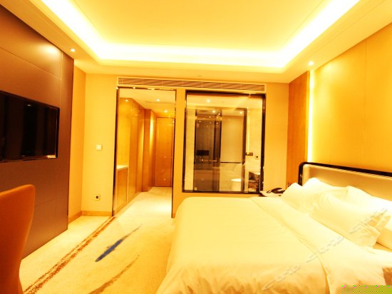 甜果高级大床房