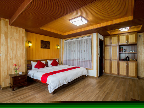 傣家风情亲子房