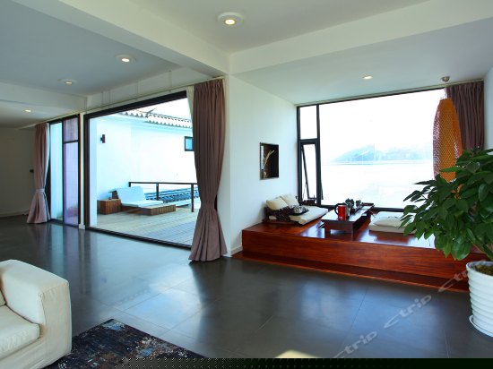 禅七（豪华观海观山房）