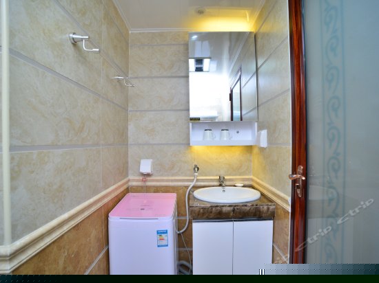 高级商务大床房