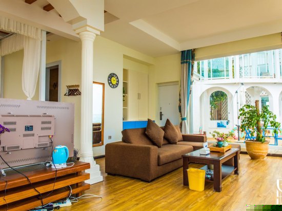 270°独立平台日出海景大床房