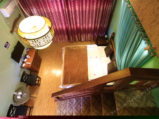 雪景复式家庭房