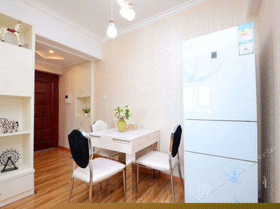 二卧室一厅温馨家庭房