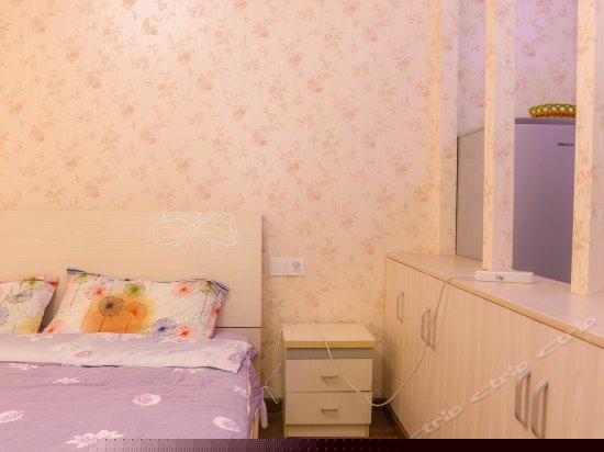 清新淡雅大床房