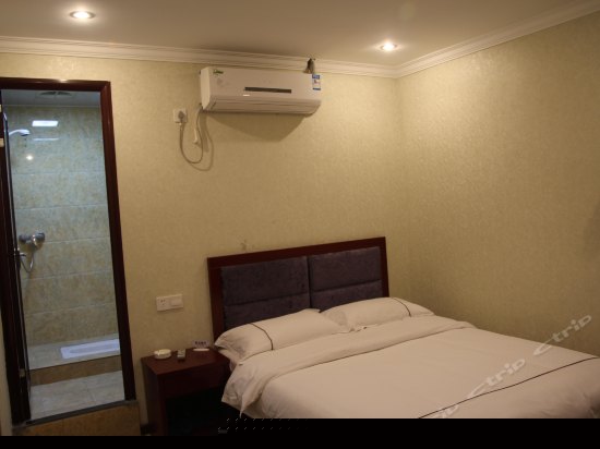 大床房（无窗）