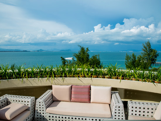 珊瑚家庭顶级海景套房