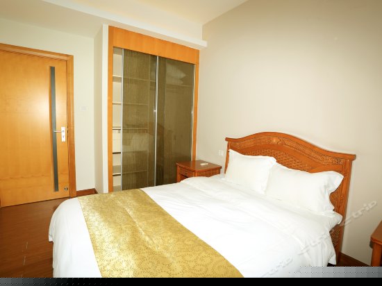 高级海景三卧套房