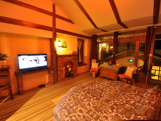 蜜月圆床房（玖月）