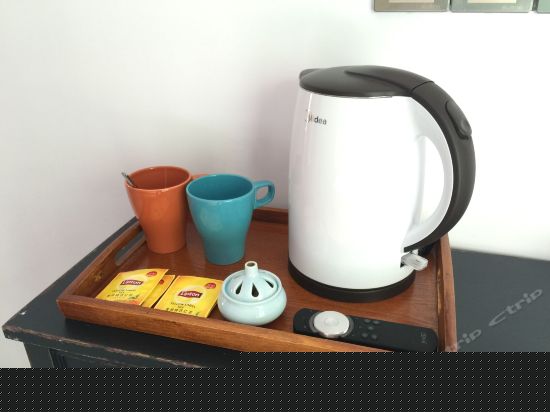 复古摩登大床房