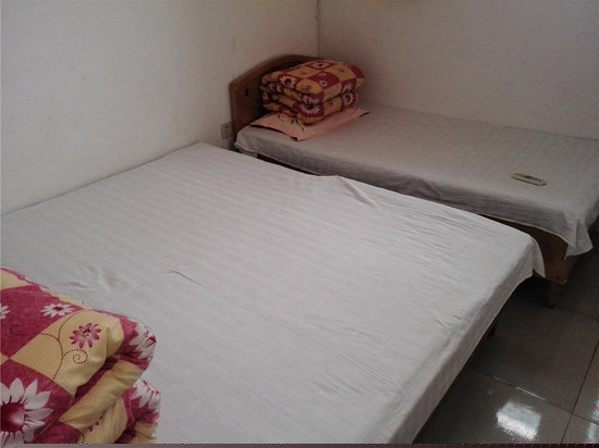 家庭房三人间（床位房）