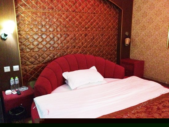 豪华主题圆床房