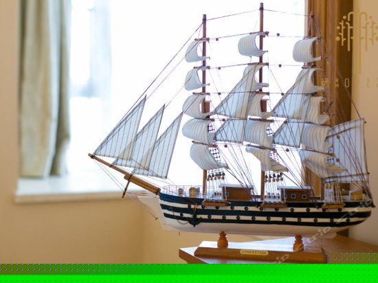 豪华海景情侣套房(一房一厅）