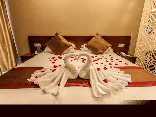 豪华大床间