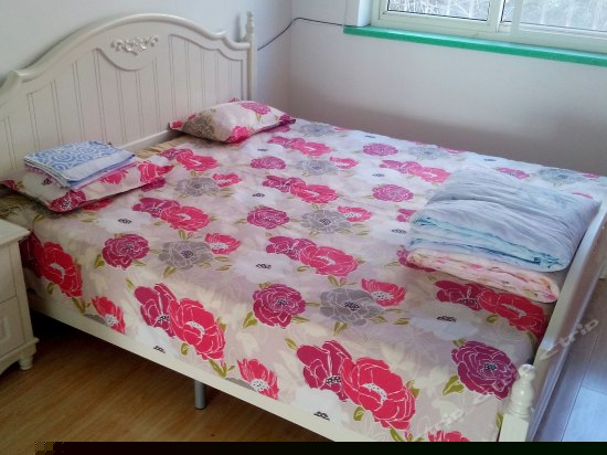 无敌海景八人房