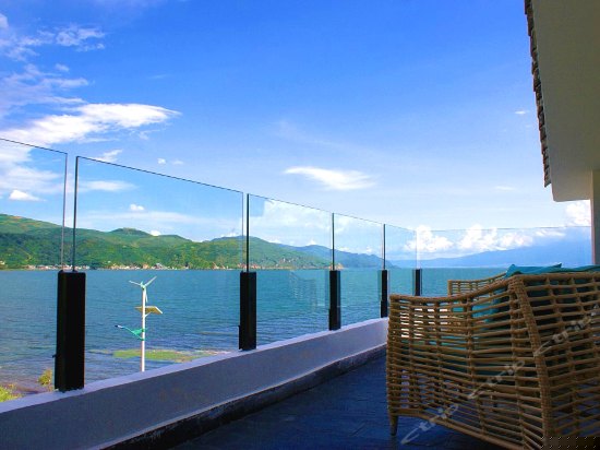 阁楼星空海景房