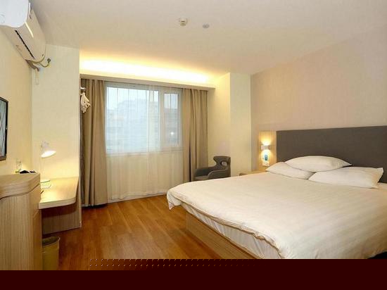 零压高级大床房