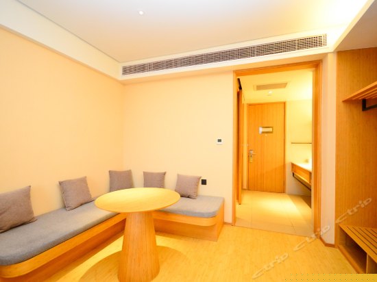 零压-商务大床房