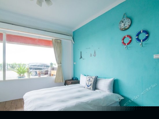 海洋蓝向海四人房