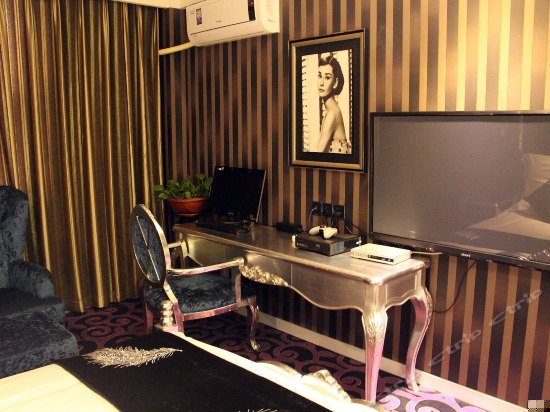 罗马假日主题大床房