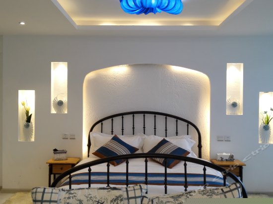 豪华海景带小酒吧露台大床房209