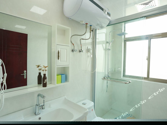 海贼王主题圆床房