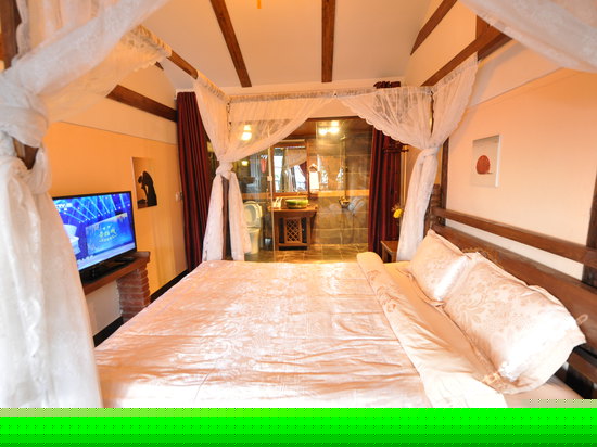 温馨大床房（捌月）