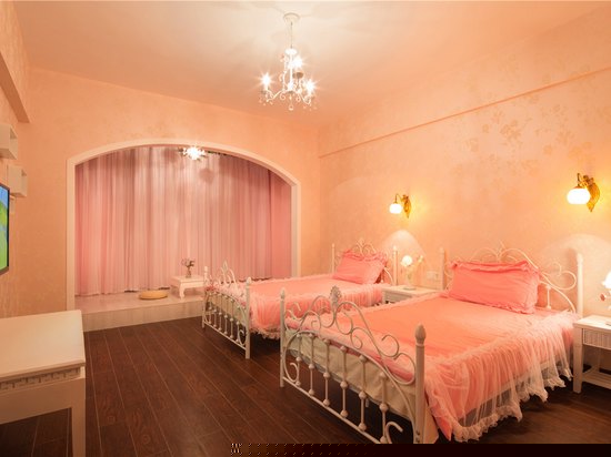 特色榻榻米四人间