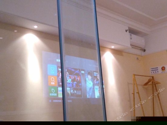 零度时尚大床房