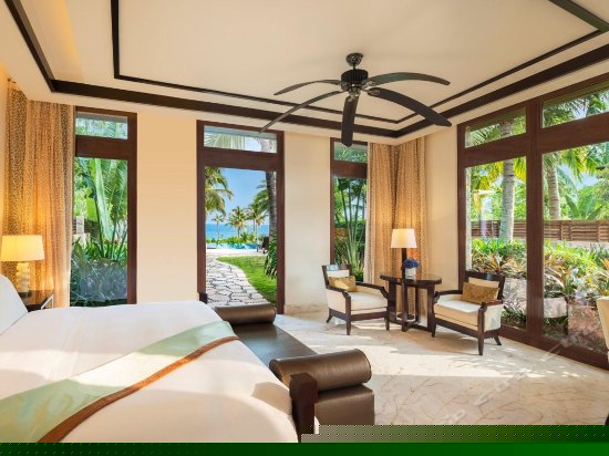 铱瑞一居园景泳池别墅