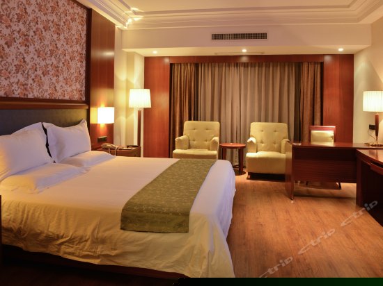 和颐商务大床房