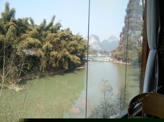 印象江景家庭房