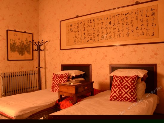 锵锵同行三人房