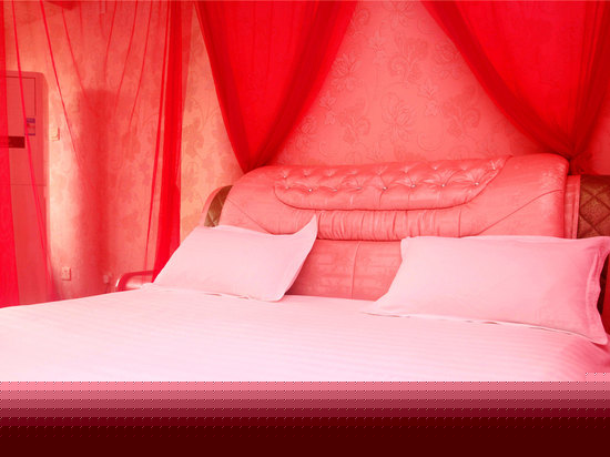 温馨情侣大床房