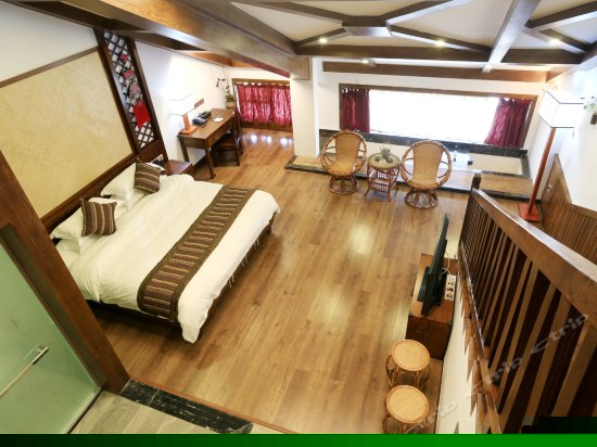 湘西阁楼（复式楼）