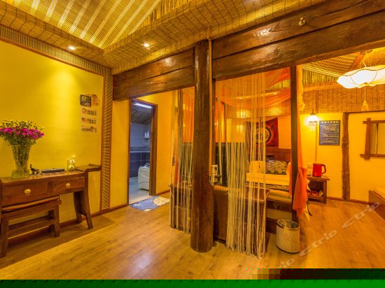 舒适大床房（织梦）