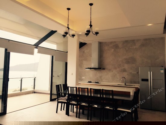 至尊海景复式四卧室