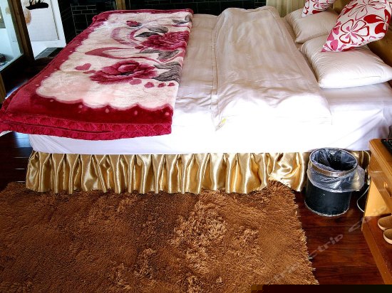 蜜月观景大床房