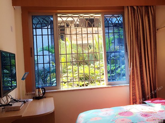 琴岛308豪华大床房