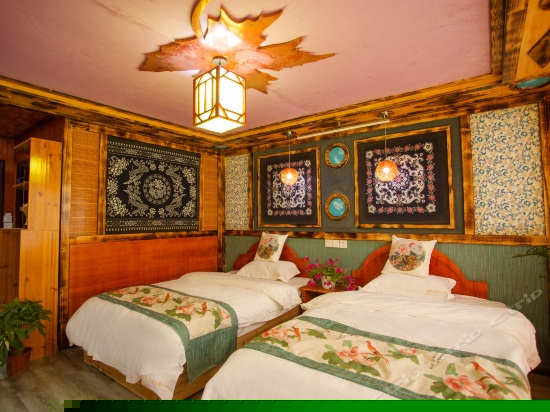 大运枫情双床标间