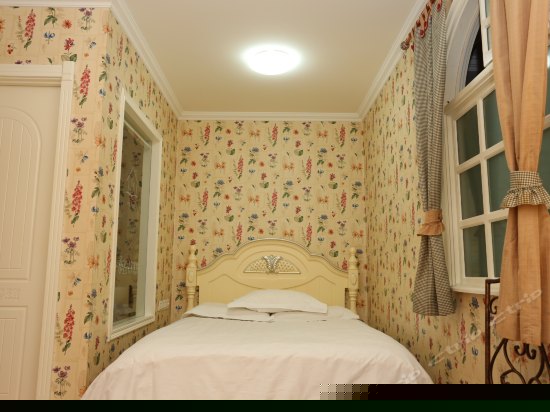 欧式电脑大床房