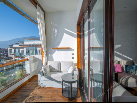 雅致海景大床房