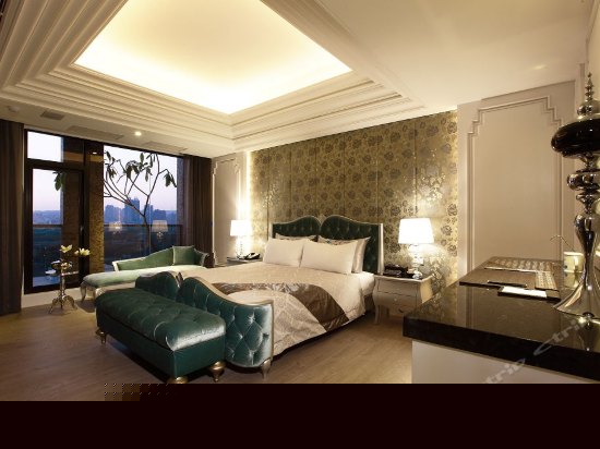 VIP层峰行政商务房