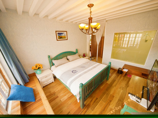 地中海风情房（芝兰）