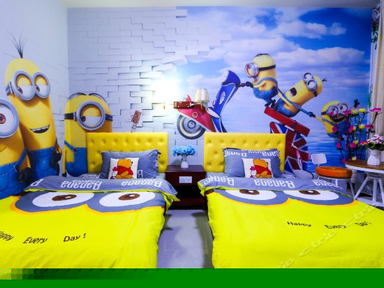 小黄人主题双床间