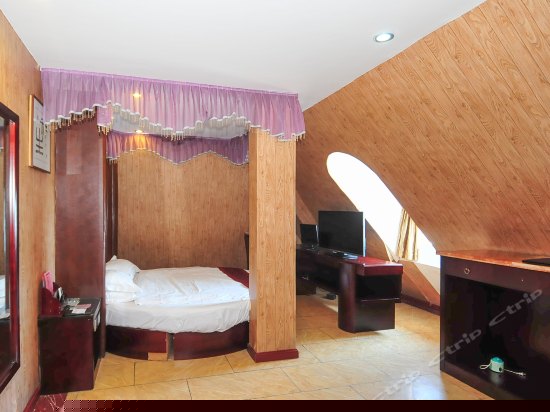 海景蜜月房(电脑房）