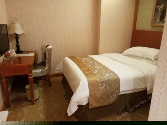 标准单人房（无窗）